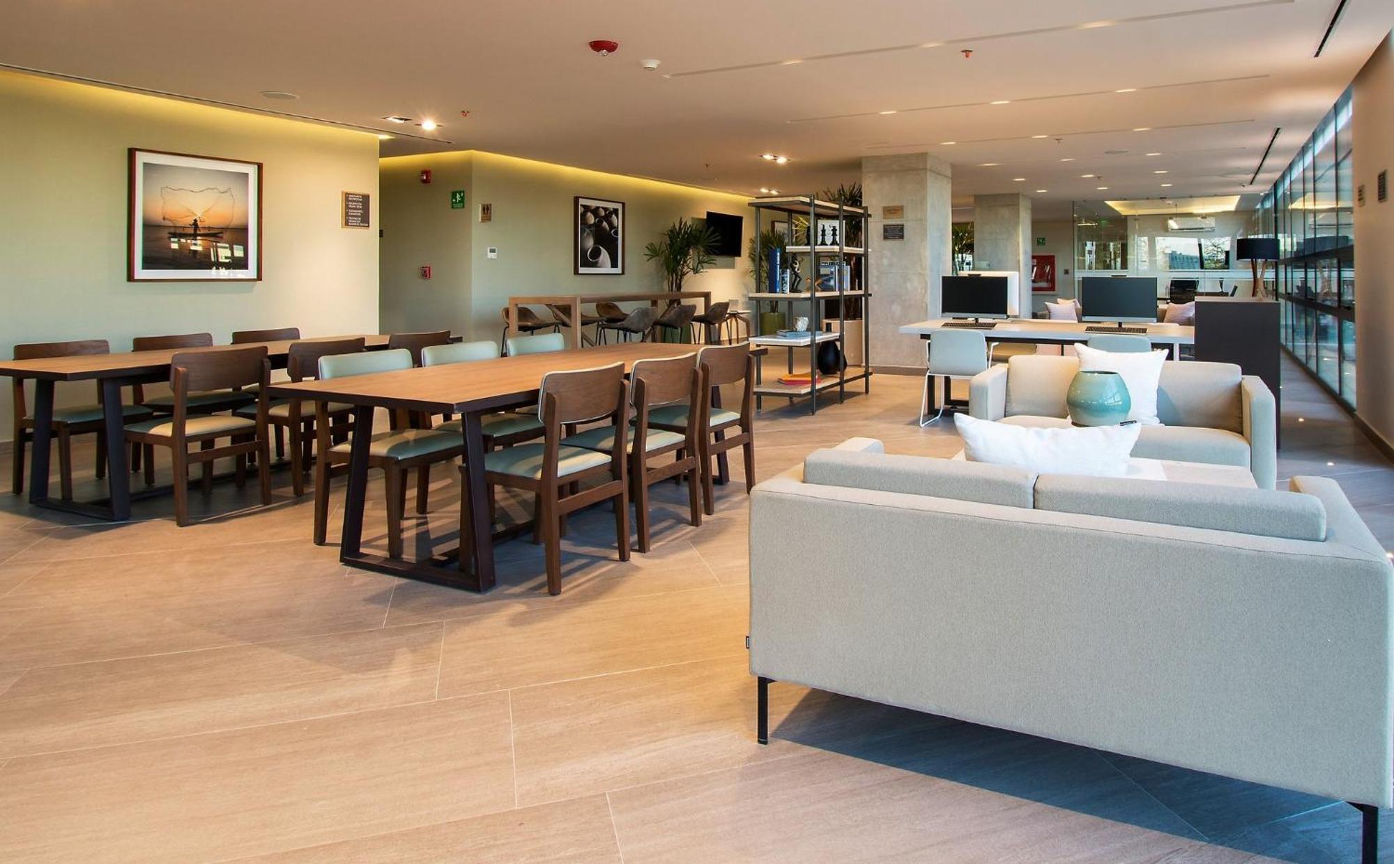 Staybridge Suites - Guadalajara Novena By Ihg エクステリア 写真