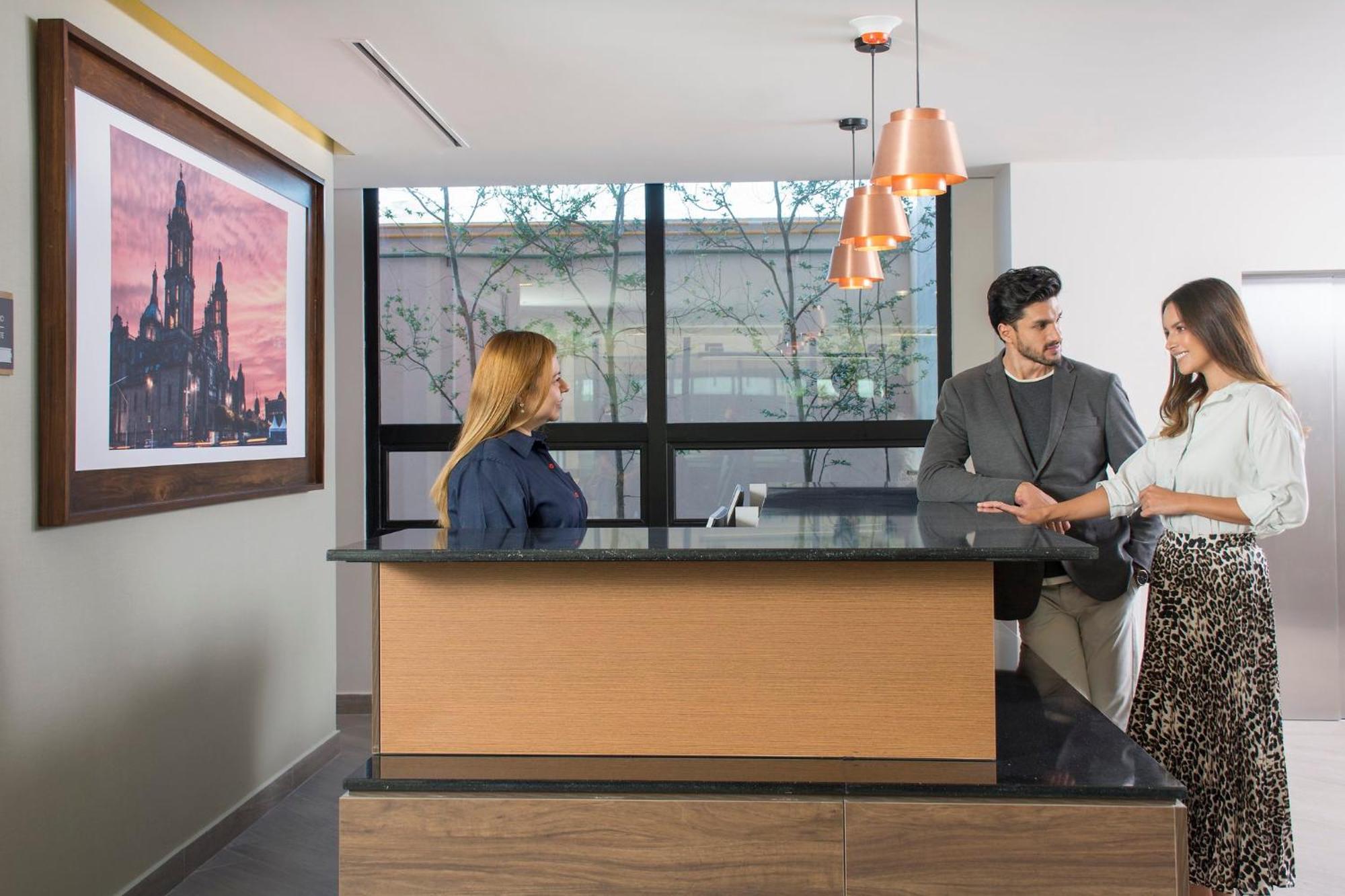 Staybridge Suites - Guadalajara Novena By Ihg エクステリア 写真